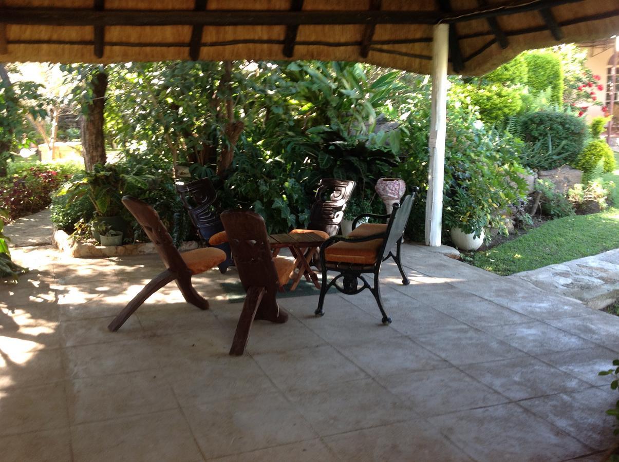 Lynns Guest House Bulawayo Exterior foto